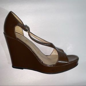 CHRISTIAN LOUBOUTIN size 38.5 brown patent leather platform WEDGE heels